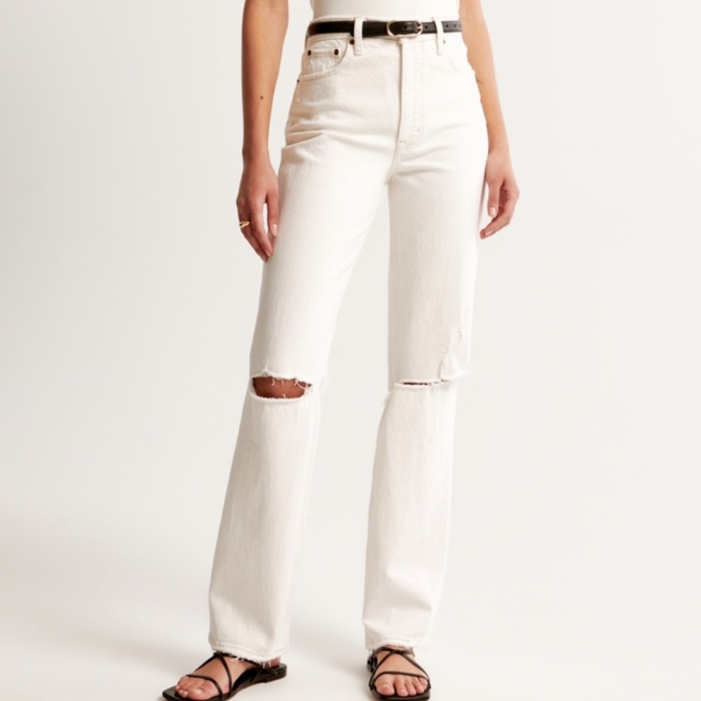 Abercrombie & Fitch
The 90s Straight Ultra High Rise - White - Extra Long